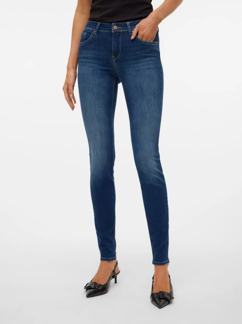 Jeans | Basics^VERO MODA VMLUX Medelhög Midja Slim Fit Jeans Medium Blue Denim