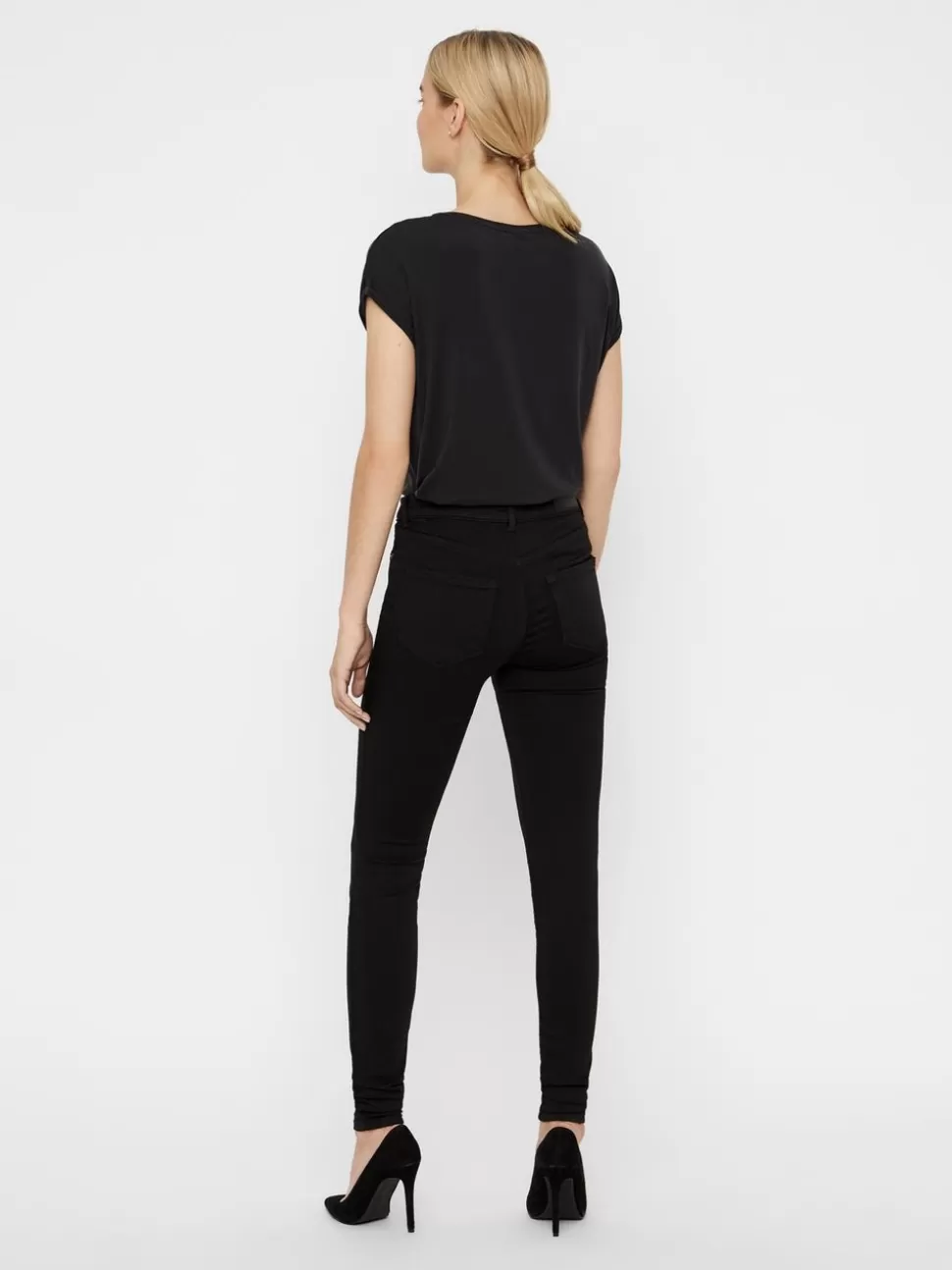 Jeans | Basics^VERO MODA VMLUX Medelhög Midja Slim Fit Jeans Black