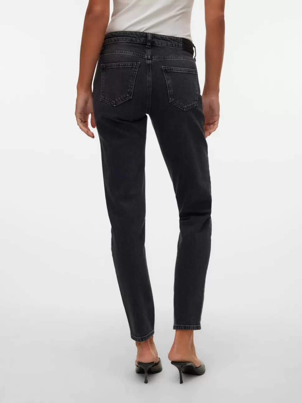Jeans^VERO MODA VMMARRY Låg Midja Mom Fit Jeans Black Denim