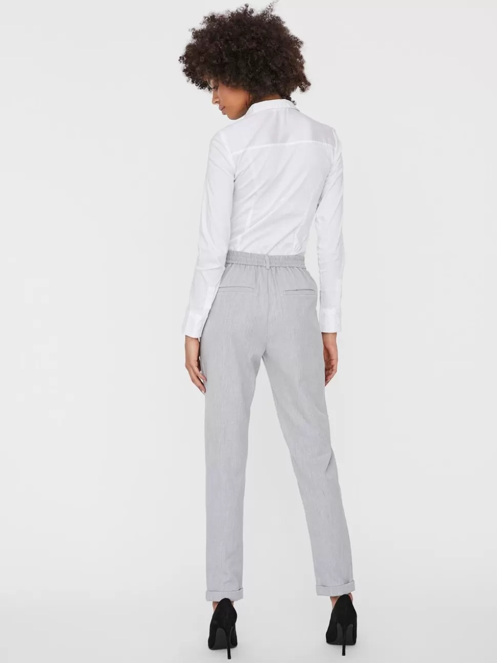 Byxor | Basics^VERO MODA VMMAYA Medelhög Midja Byxor Light Grey Melange
