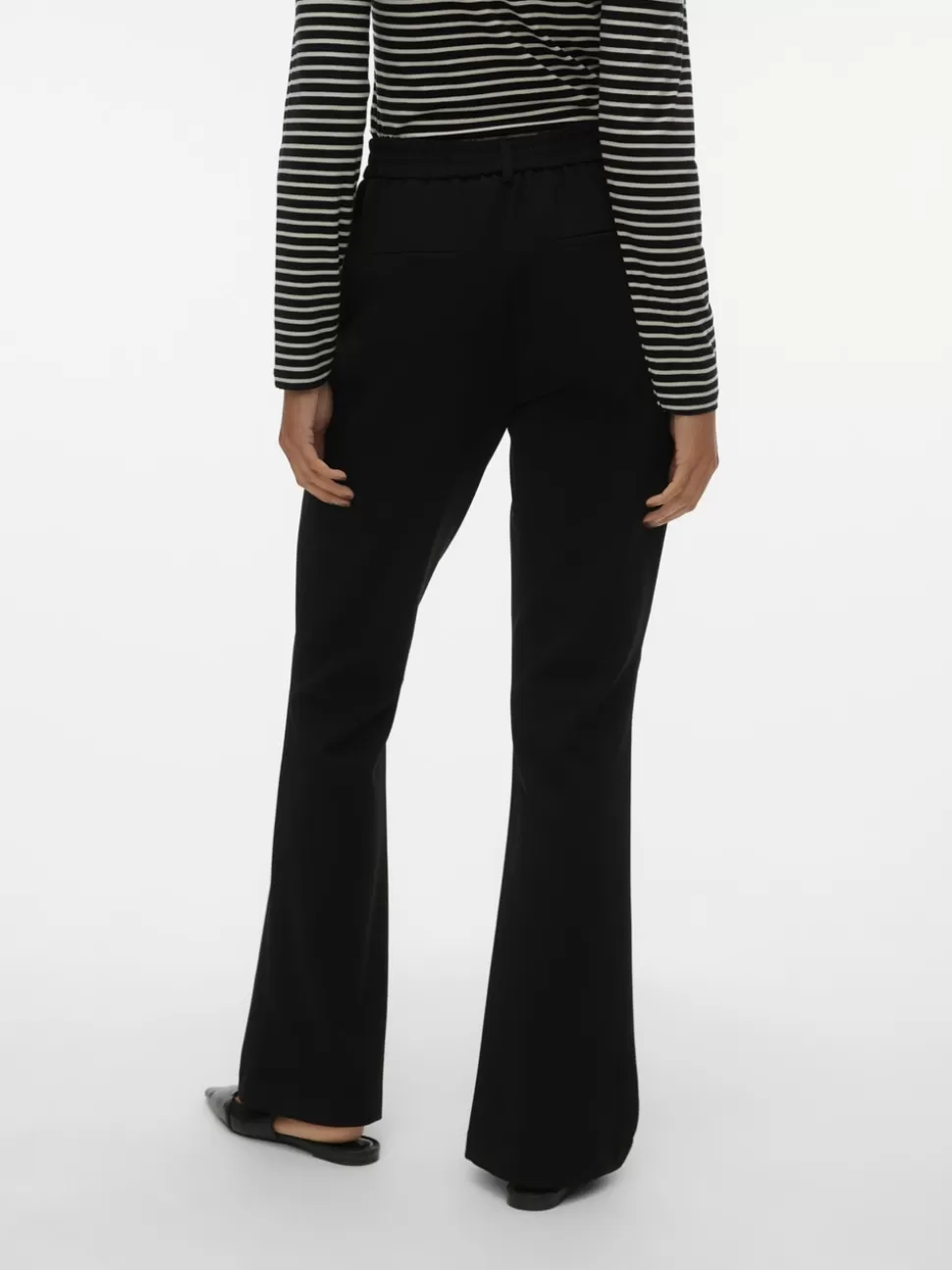 Byxor | Basics^VERO MODA VMMAYA Medelhög Midja Byxor Black