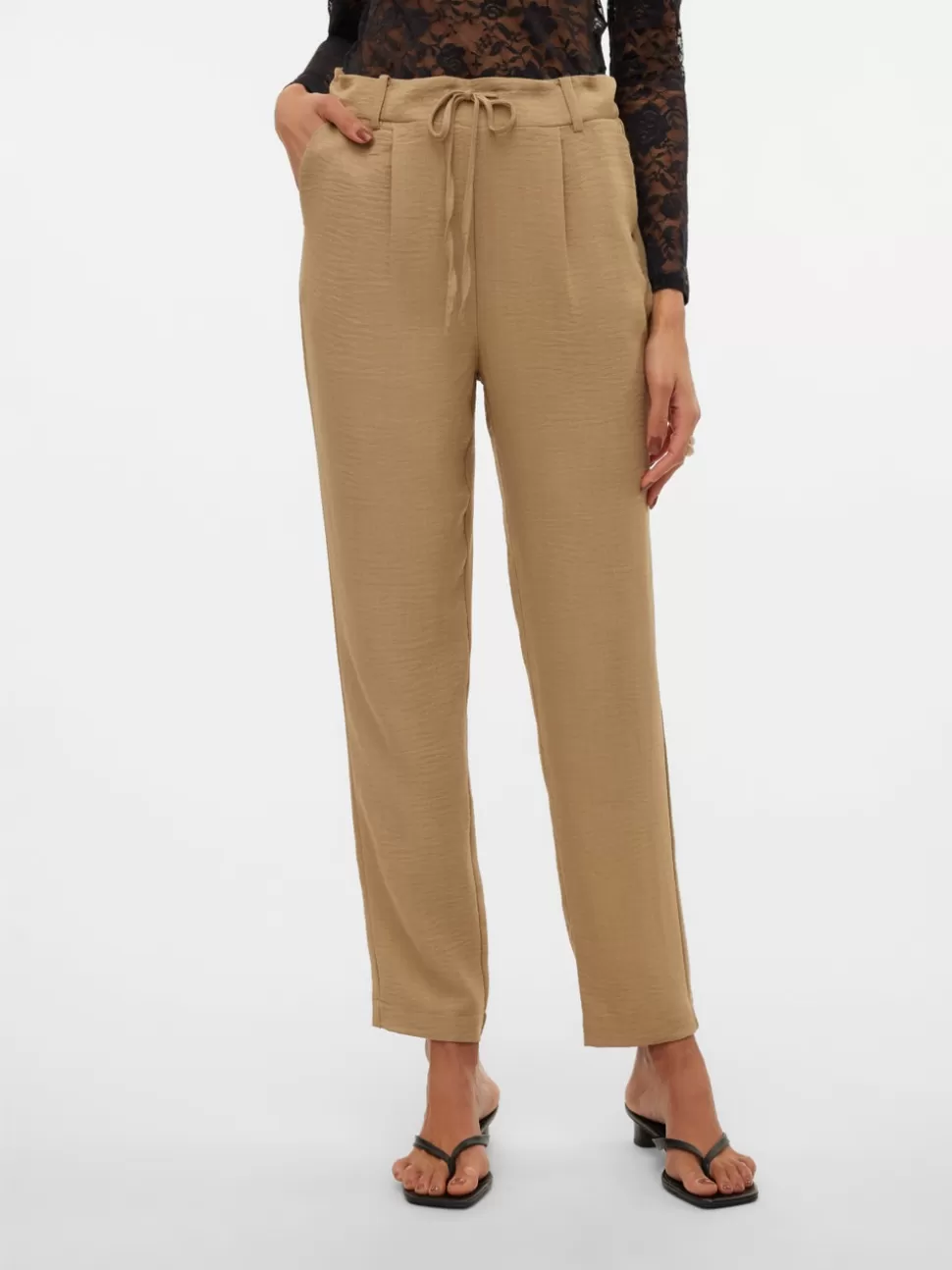 Byxor^VERO MODA VMMELONEY Byxor Silver Mink