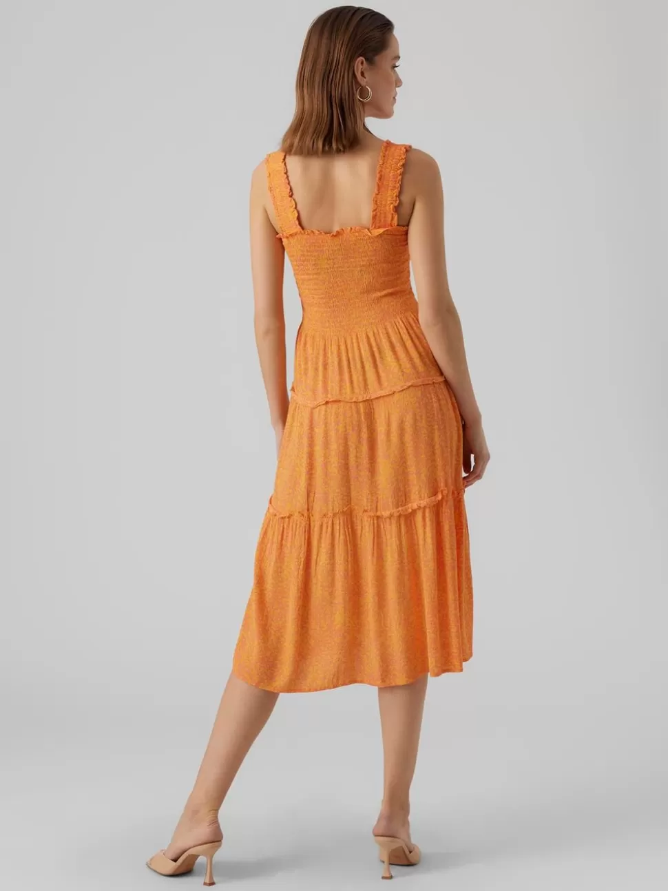 Klänningar | Basics^VERO MODA VMMENNY Lång Klänning Georgia Peach