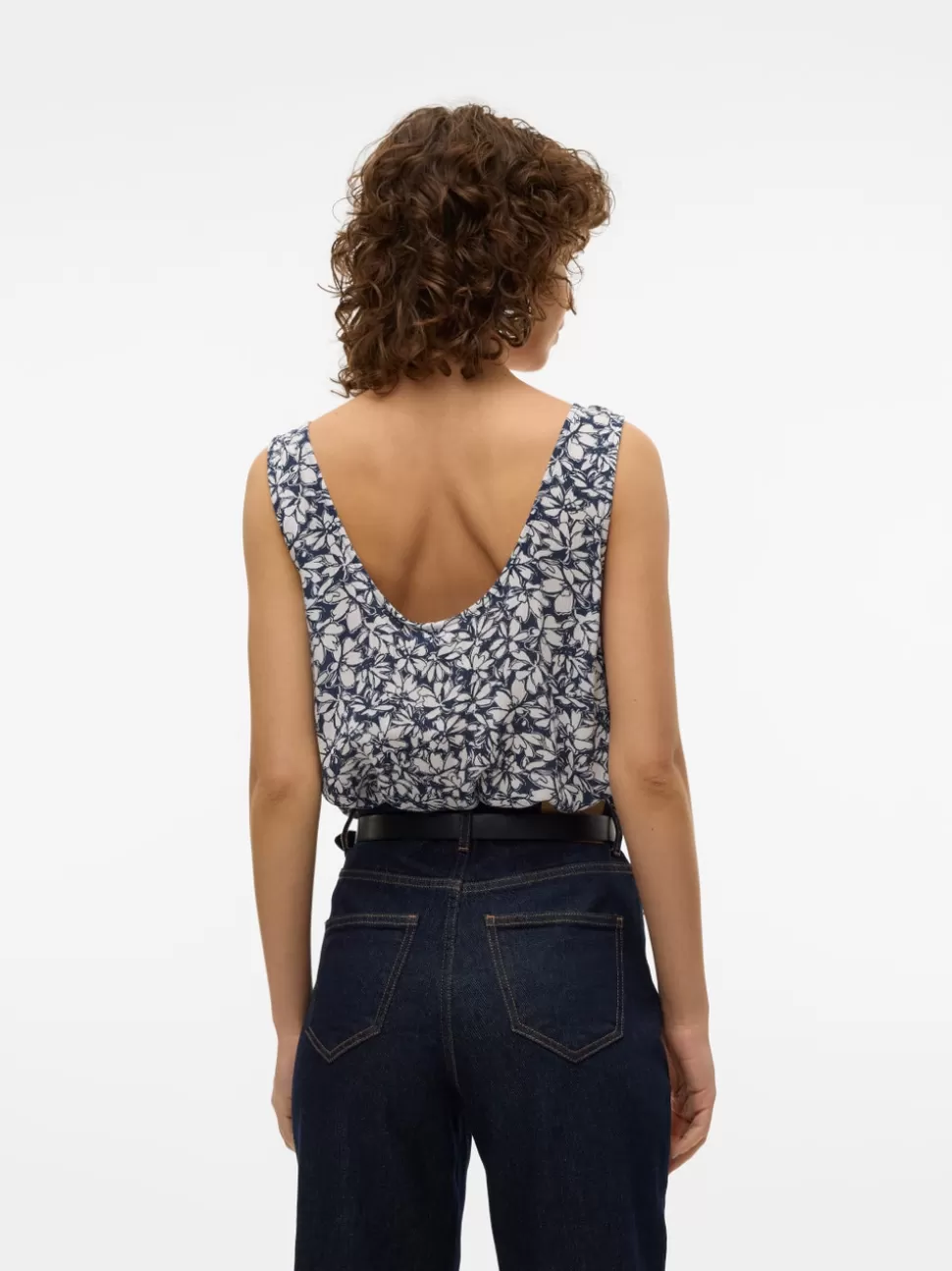 Toppar | Basics^VERO MODA VMMENNY Topp Navy Blazer