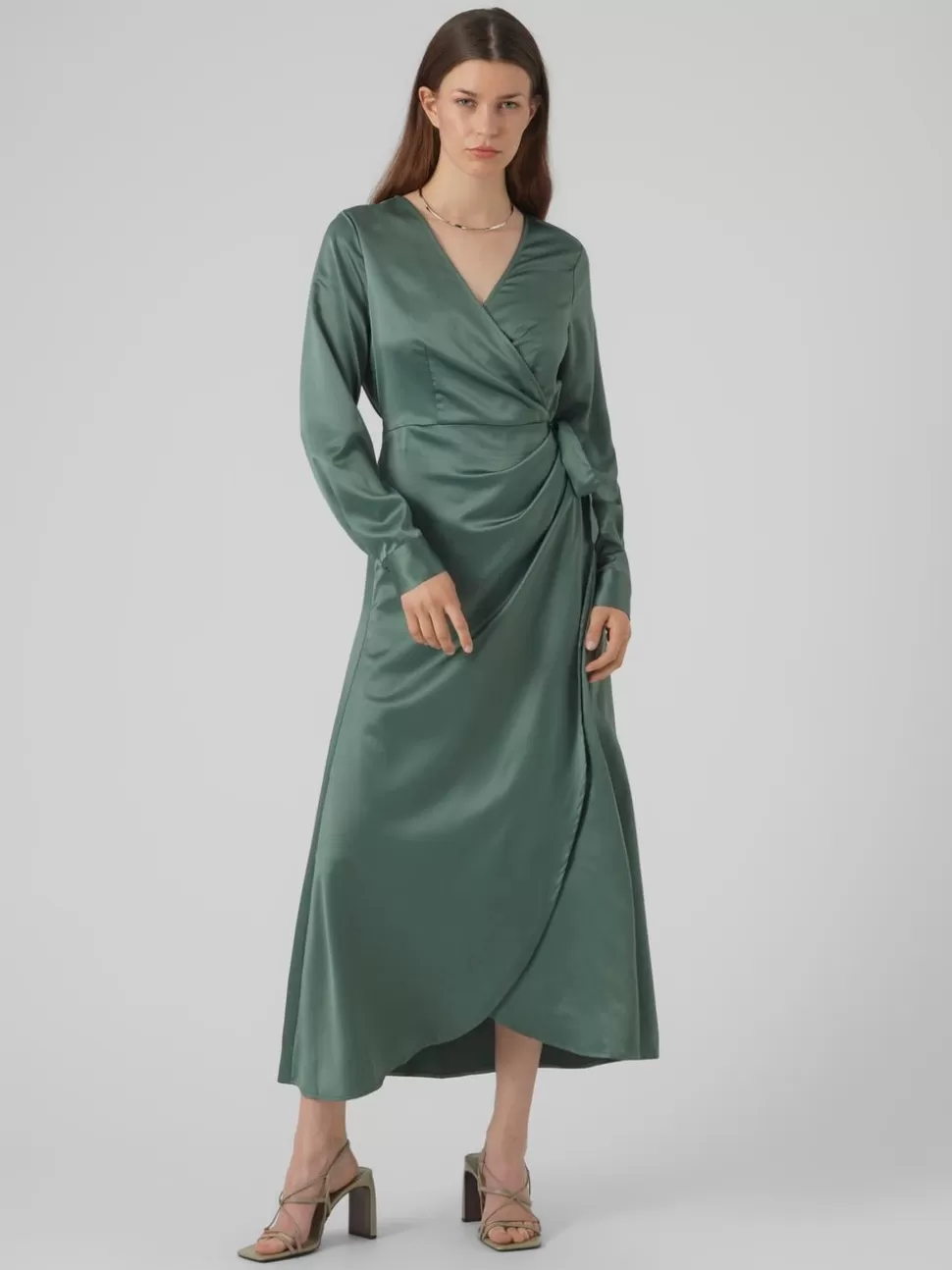 Klänningar^VERO MODA VMMERLE Lång Klänning Dark Forest