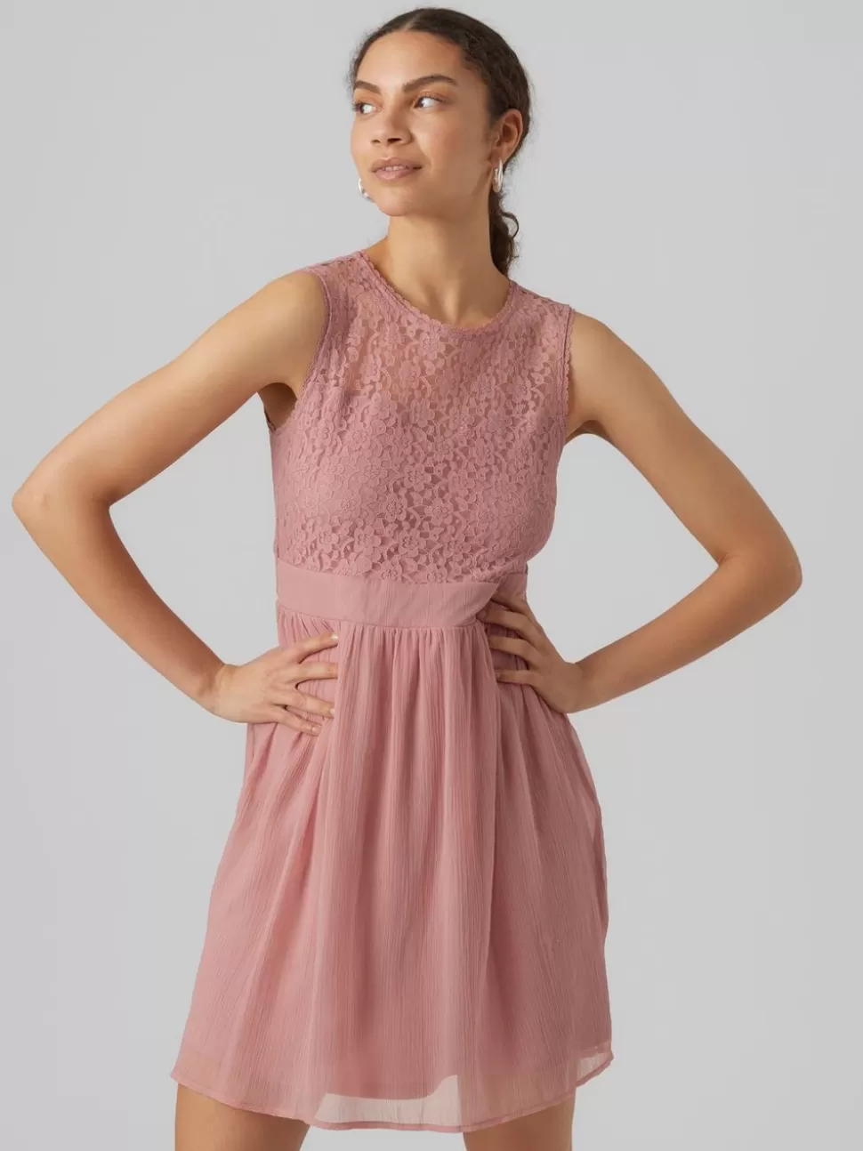 Klänningar^VERO MODA VMMIA Kort Klänning Nostalgia Rose