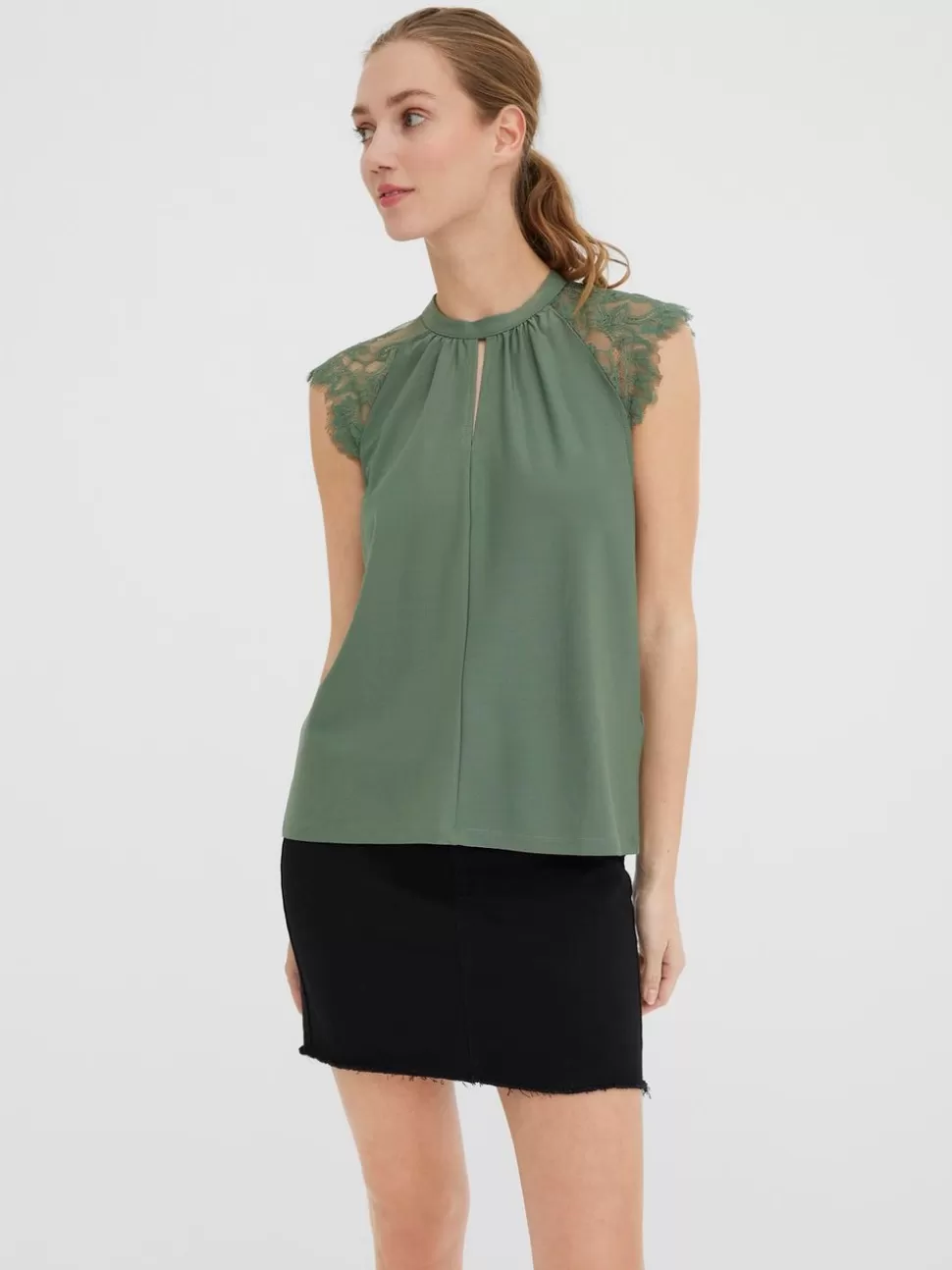 Toppar | Basics^VERO MODA VMMILLA Topp Laurel Wreath