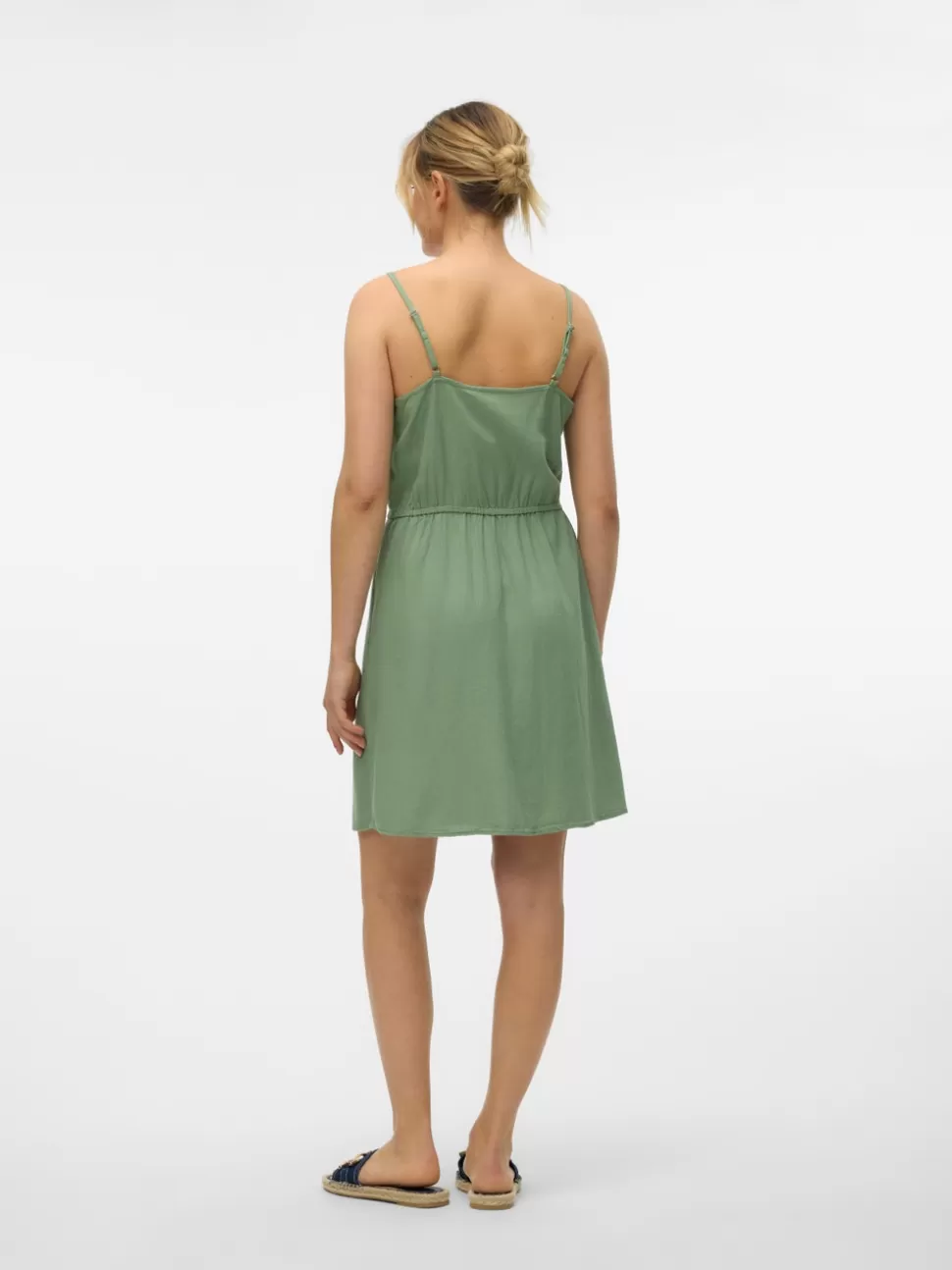 Klänningar^VERO MODA VMMYMILO Kort Klänning Hedge Green