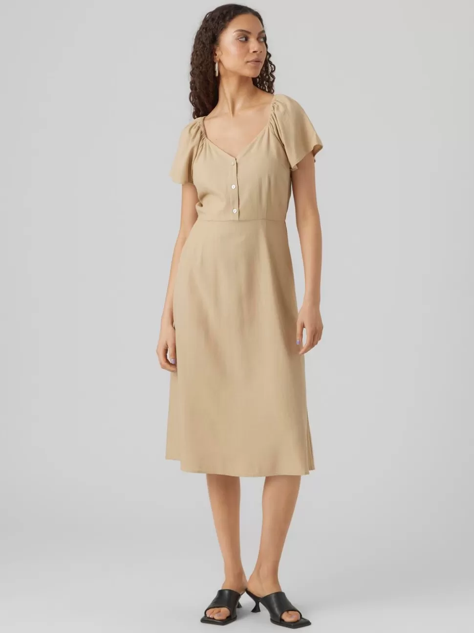 Klänningar^VERO MODA VMMYMILO Lång Klänning Irish Cream