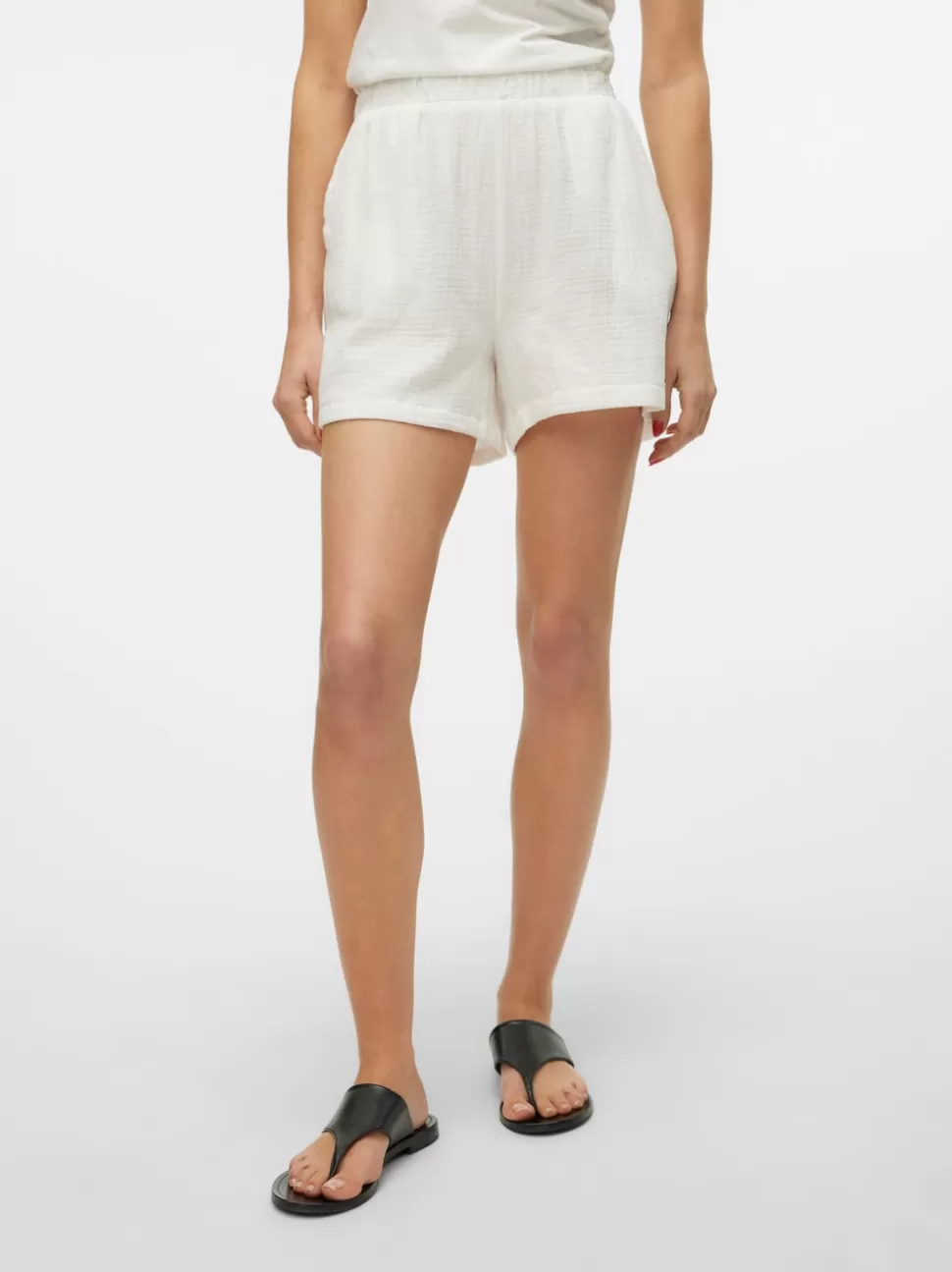 Shorts | Basics^VERO MODA VMNATALI Shorts Snow White
