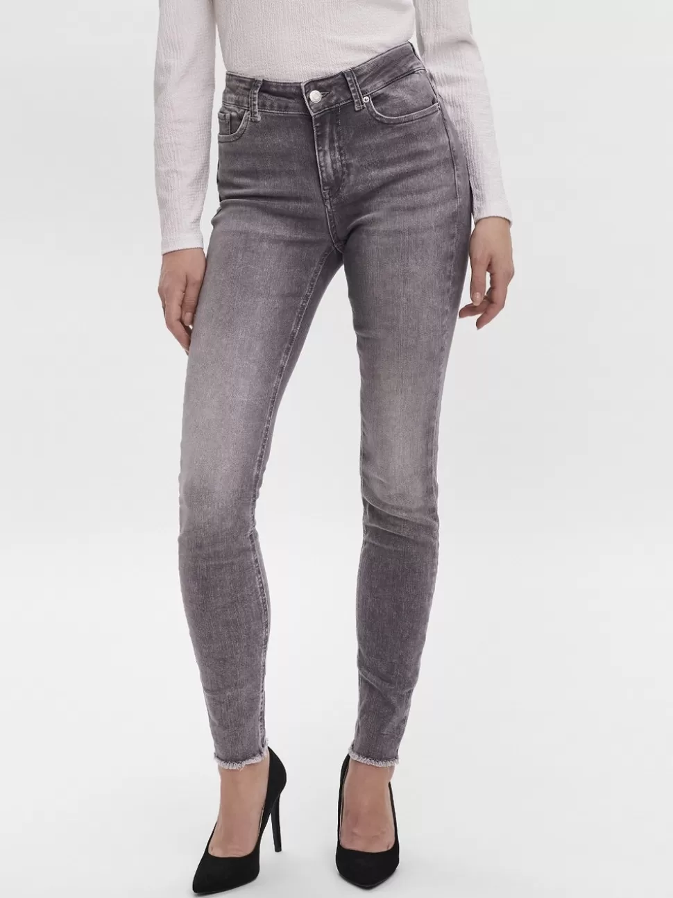 Jeans | Basics^VERO MODA VMPEACH Medelhög Midja Skinny Fit Jeans Medium Grey Denim