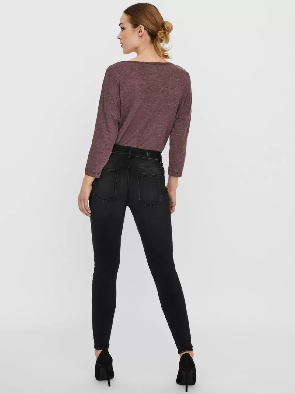 Jeans^VERO MODA VMPEACH Medelhög Midja Skinny Fit Jeans Black Denim