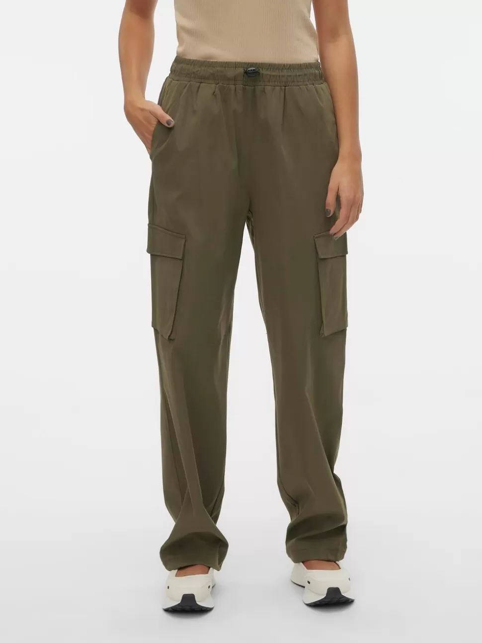 Byxor^VERO MODA VMPEPPER Hög Midja Cargobyxor Ivy Green
