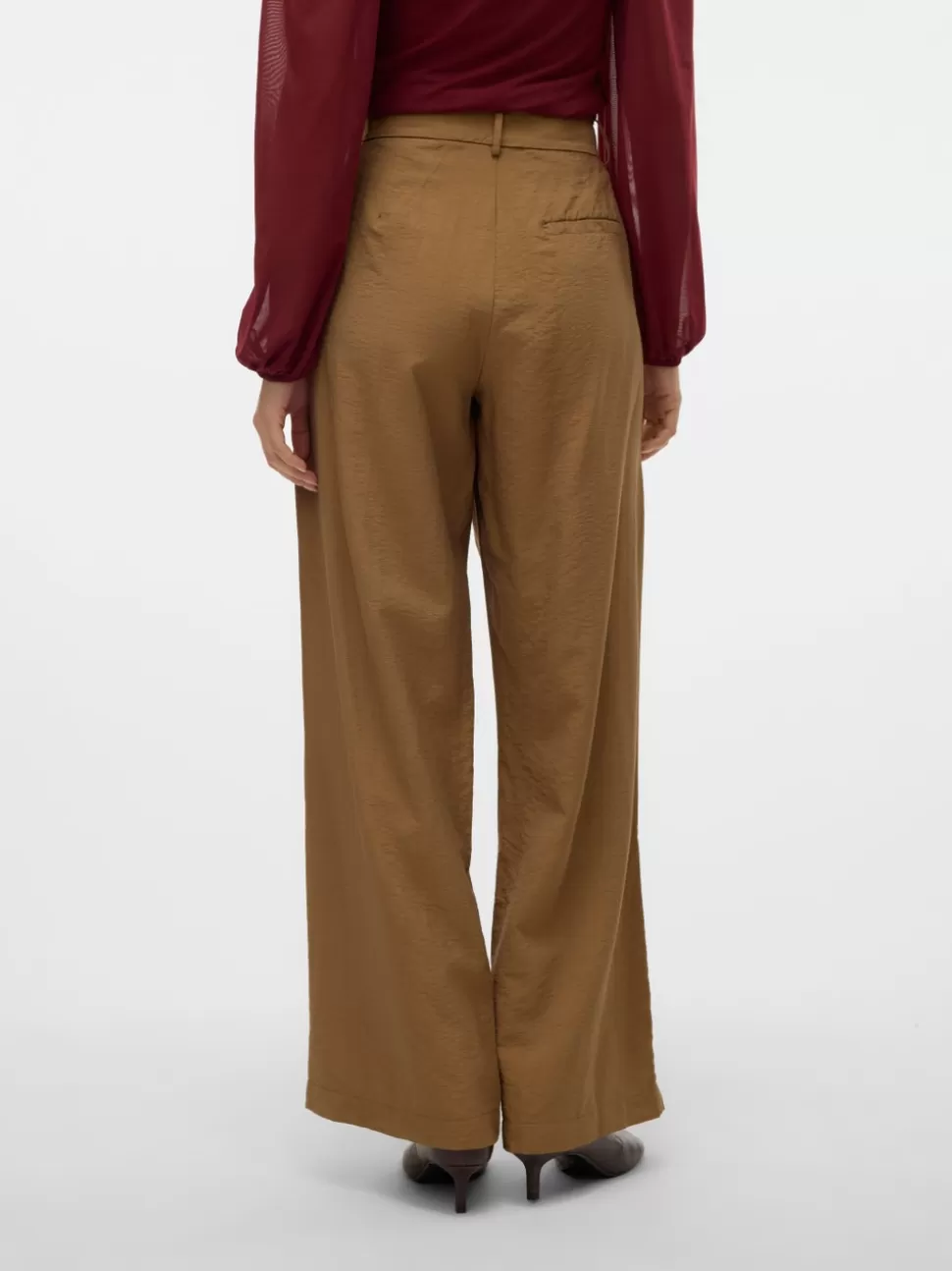 Byxor^VERO MODA VMPERRY Hög Midja Byxor Otter