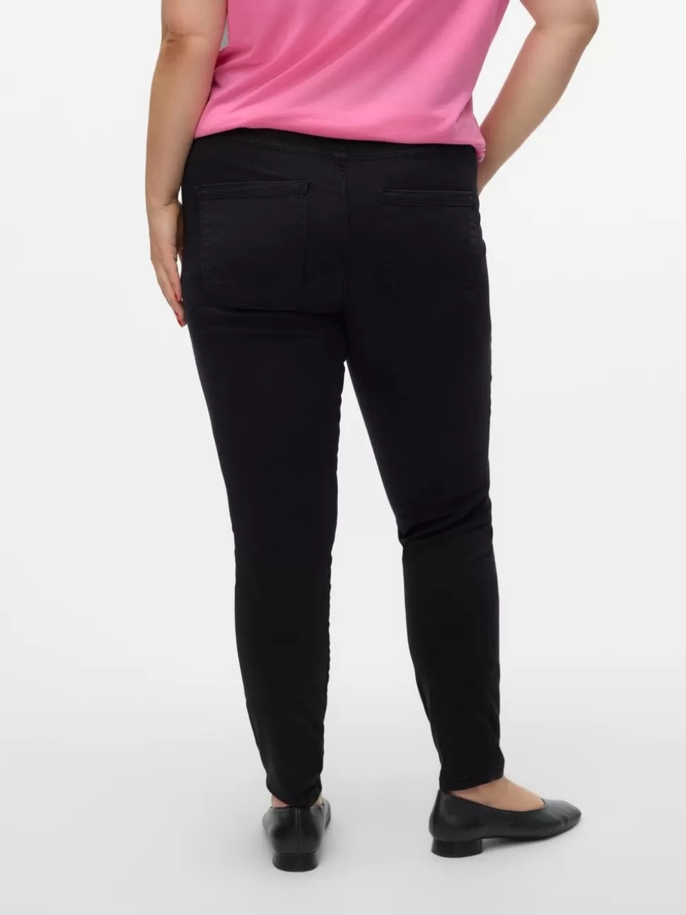Jeans^VERO MODA VMPHIA Hög Midja Slim Fit Jeans Black