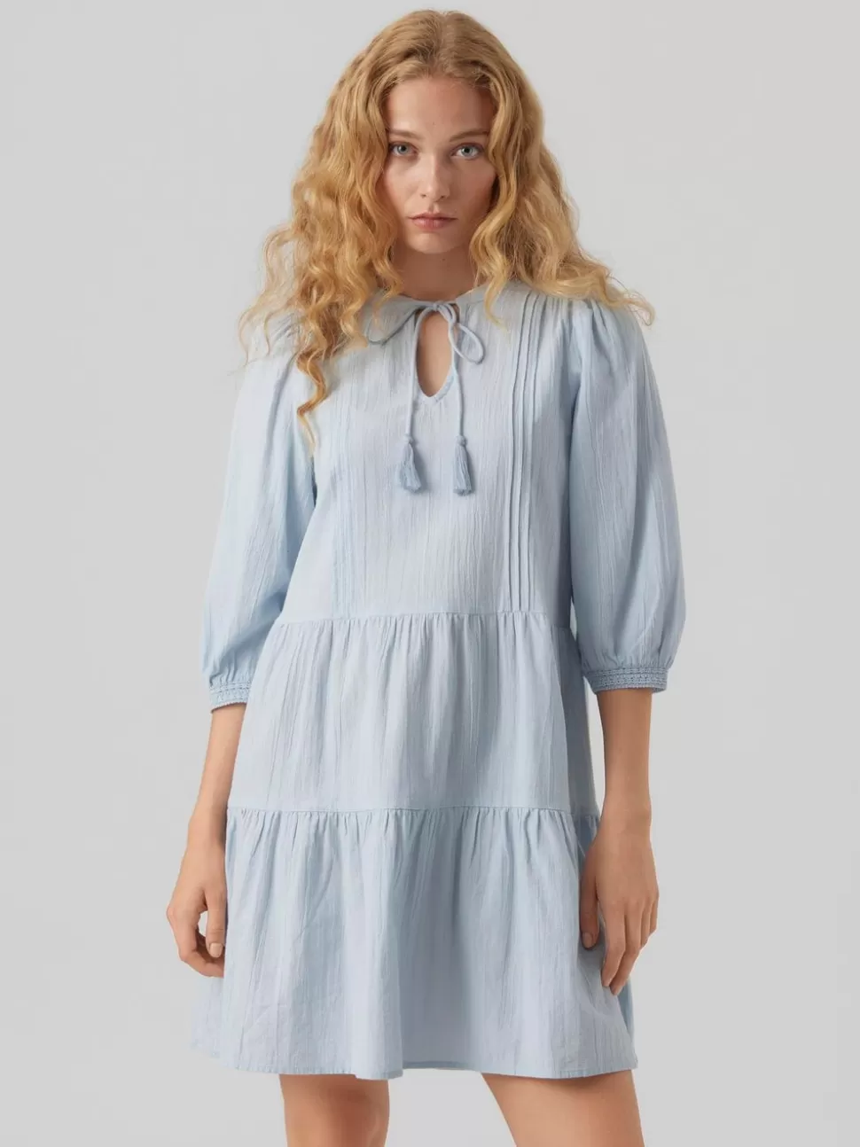 Klänningar | Basics^VERO MODA VMPRETTY Kort Klänning Skyway