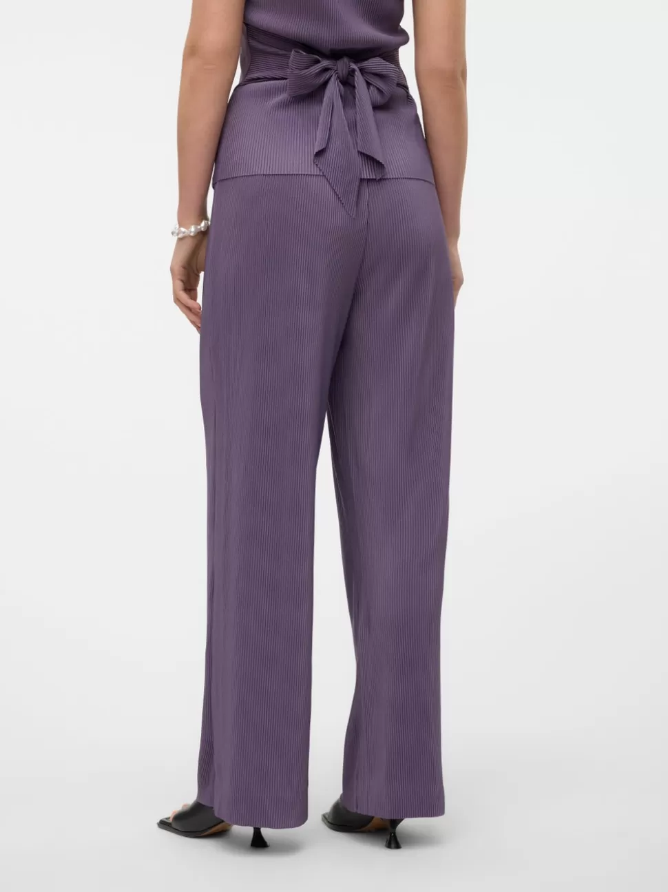 Byxor^VERO MODA VMRAYA Hög Midja Byxor Mulled Grape
