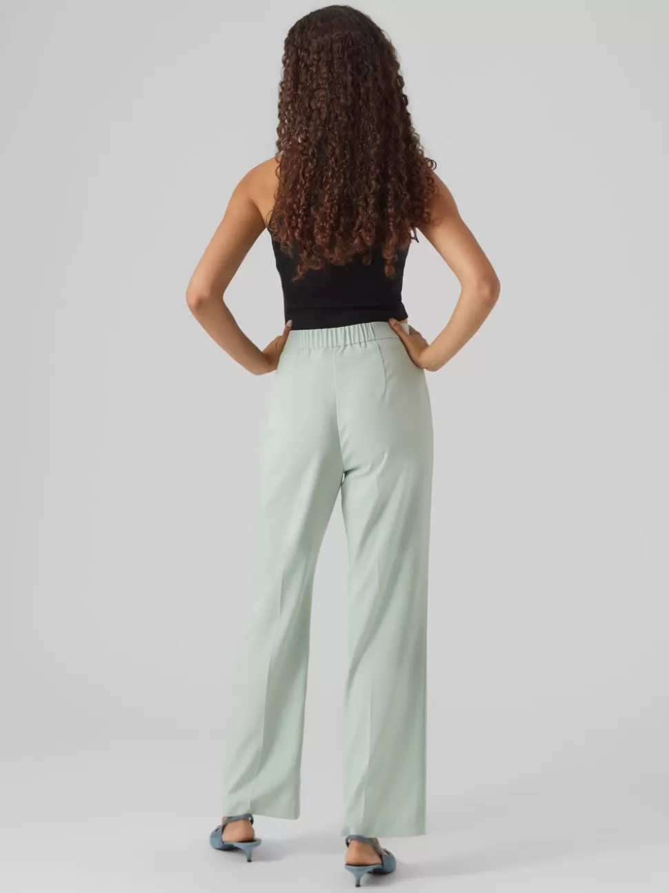 Byxor | Basics^VERO MODA VMRITA Medelhög Midja Byxor Silt Green