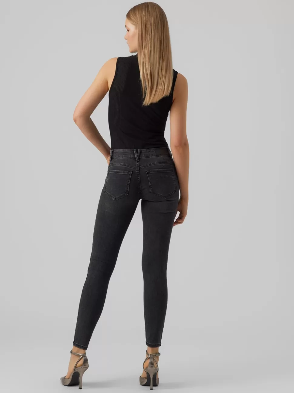 Jeans | Basics^VERO MODA VMROBYN Låg Midja Skinny Fit Jeans Black Denim