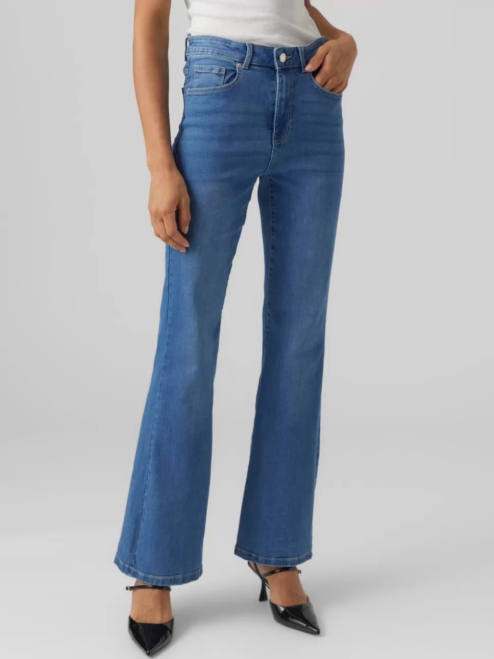 Jeans^VERO MODA VMSELINA Hög Midja Utsvängd Passform Jeans Medium Blue Denim
