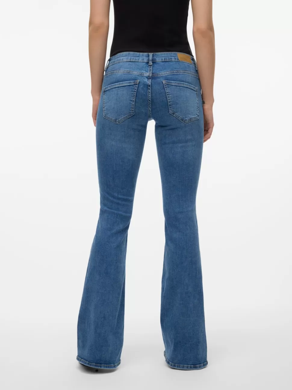 Jeans | Basics^VERO MODA VMSIGI Låg Midja Utsvängd Passform Jeans Medium Blue Denim