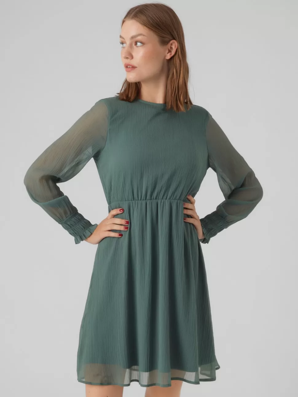 Klänningar^VERO MODA VMSMILLA Kort Klänning Dark Forest