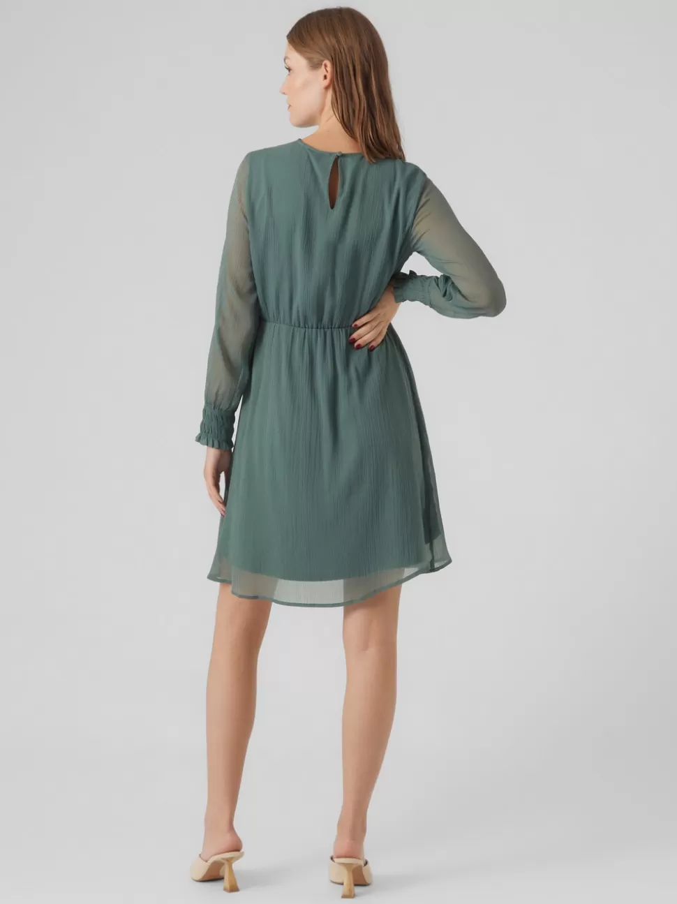 Klänningar^VERO MODA VMSMILLA Kort Klänning Dark Forest