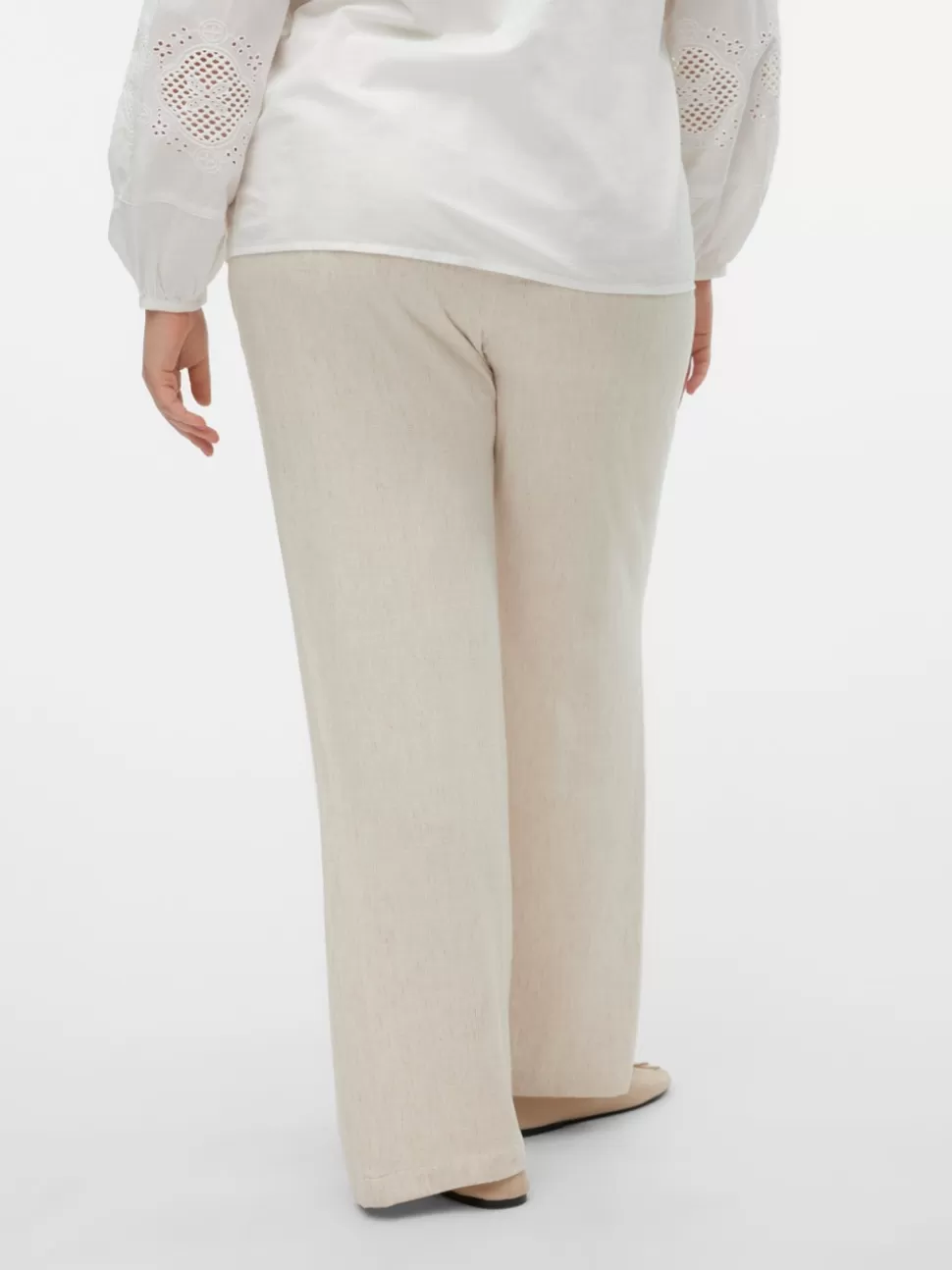 Byxor^VERO MODA VMTIRAVER Medelhög Midja Byxor Oatmeal