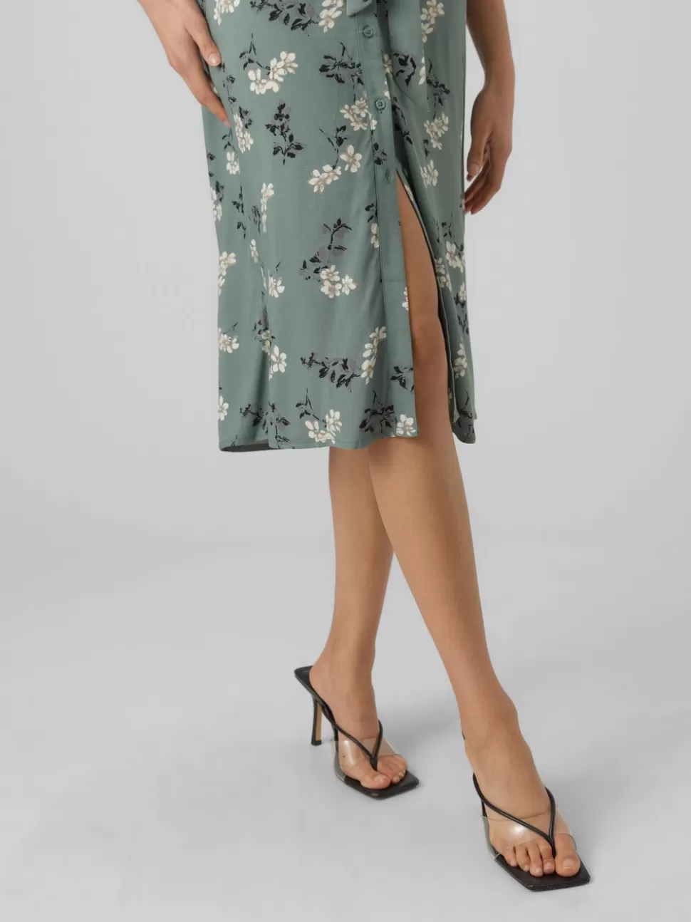 Klänningar^VERO MODA VMVICA Lång Klänning Laurel Wreath