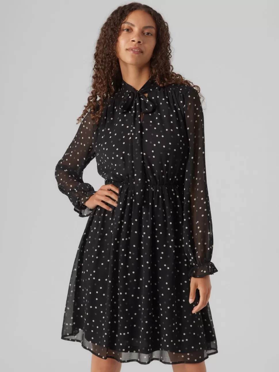 Klänningar^VERO MODA VMVIGGA Kort Klänning Black