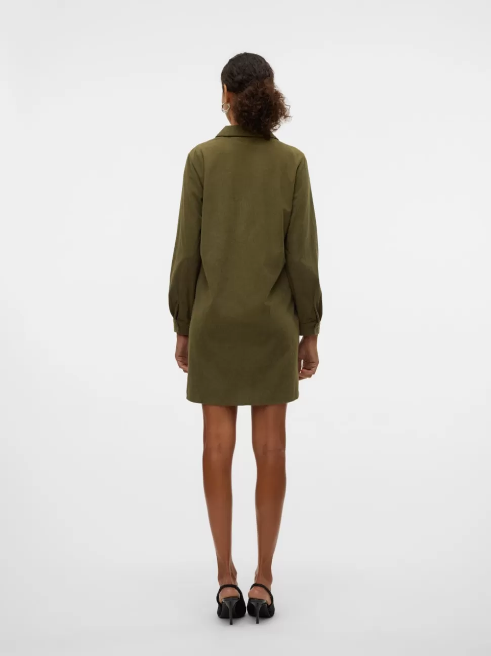 Klänningar^VERO MODA VMVILJA Kort Klänning Olive Night