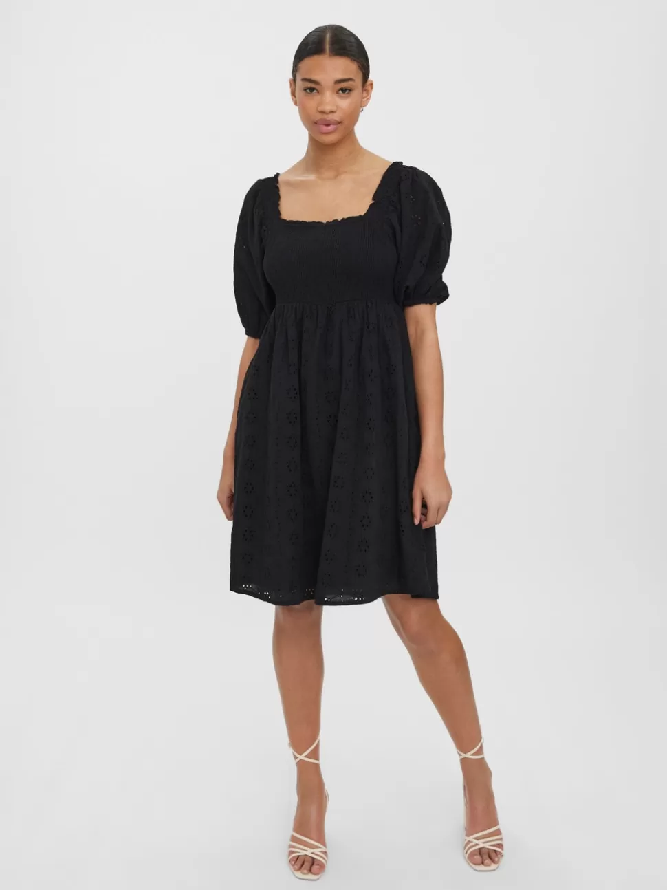 Klänningar^VERO MODA VMVIOLA Kort Klänning Black