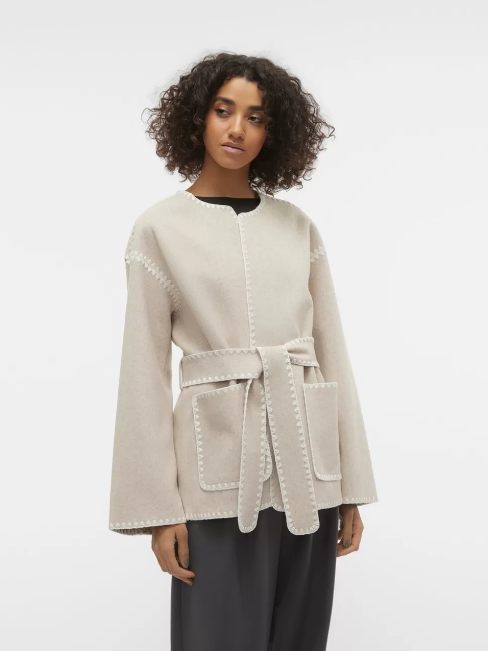 Jackor^VERO MODA VMZAYLA Jacka Summer Sand